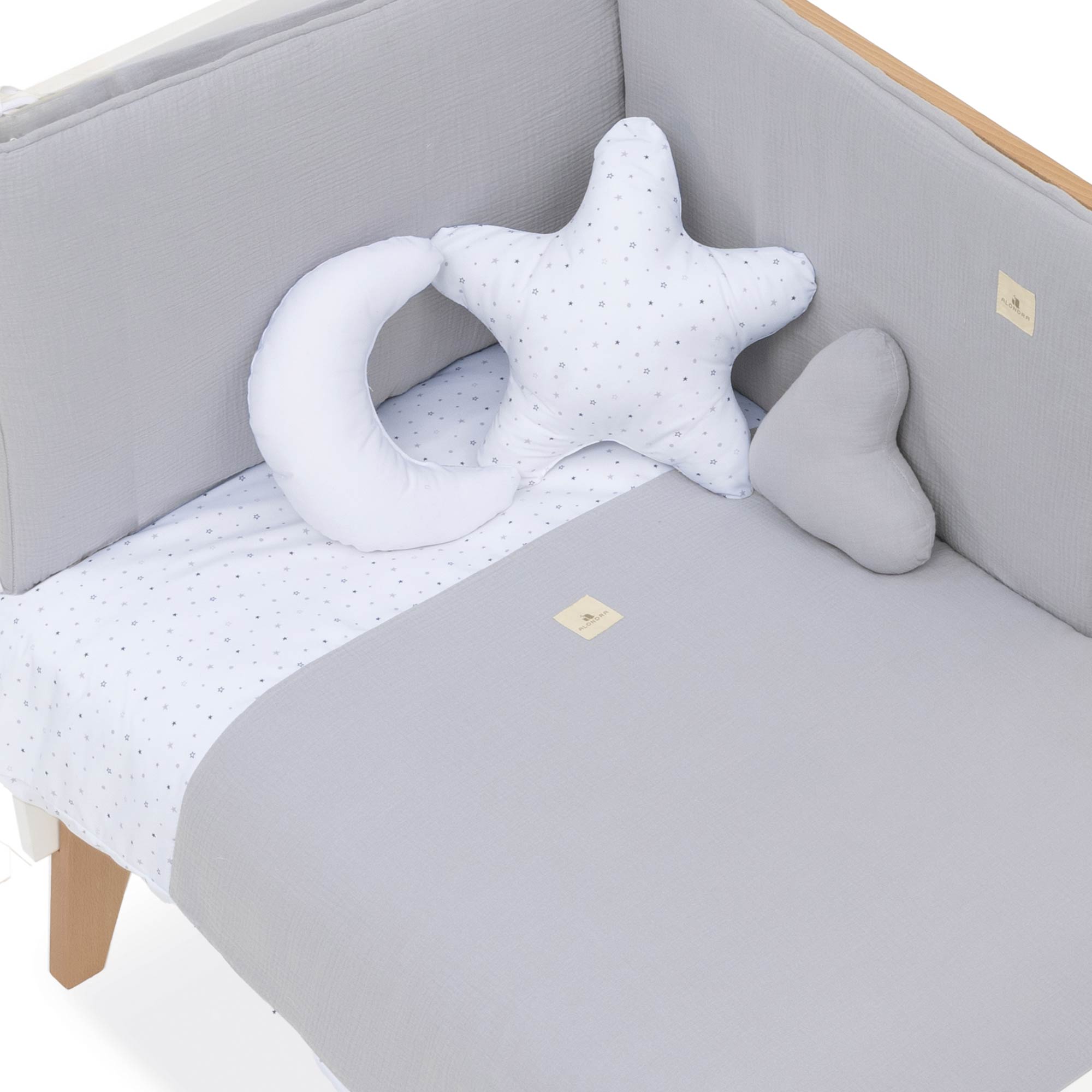 Protector para cuna 70x140 cm (reversible) gris · Delphin 627A-134