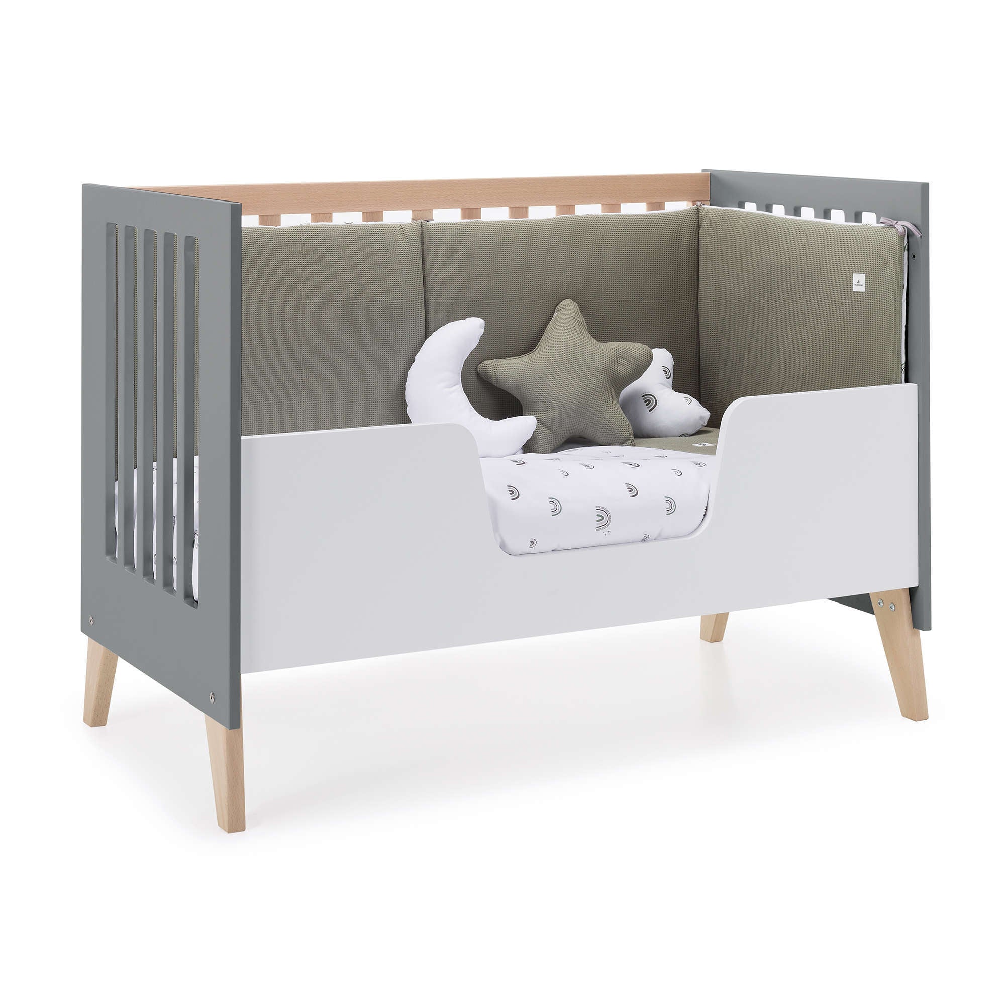 cuna transformable moderna en etapa de camita infantil