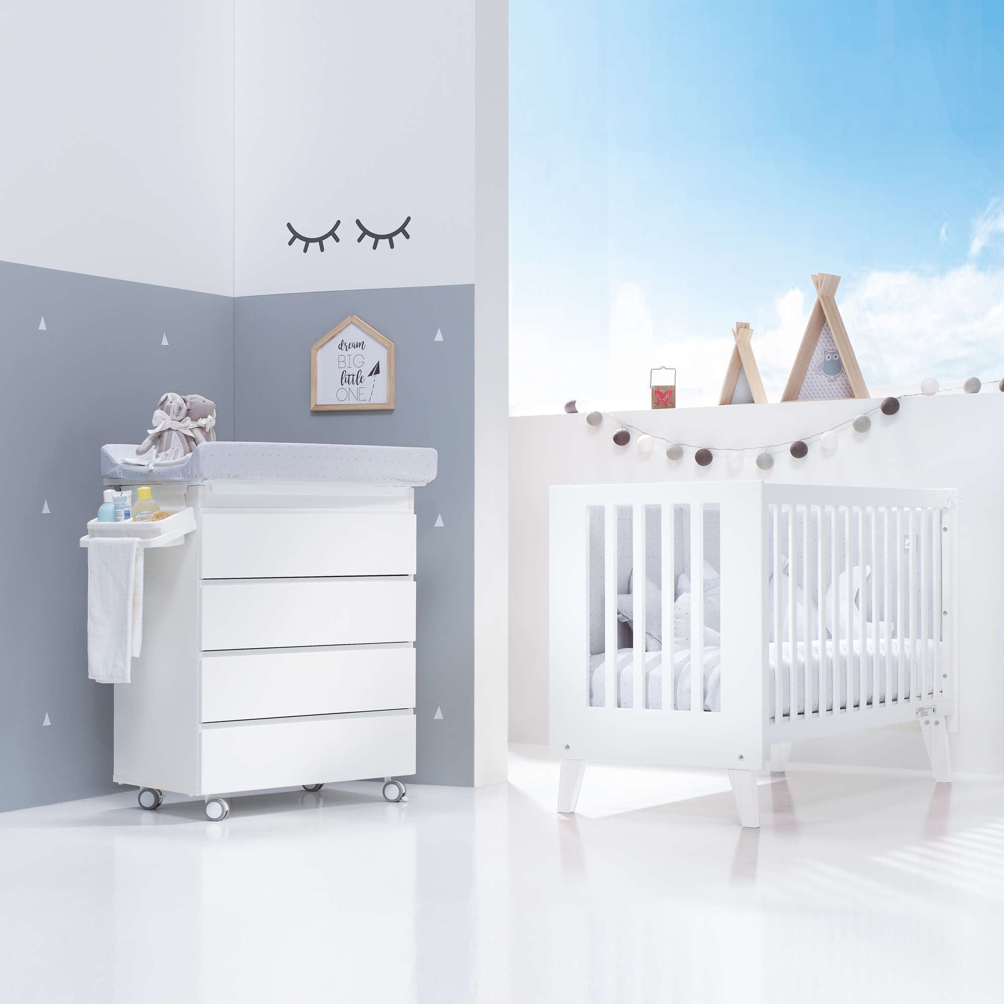 Mueble bañera con ruedas y cambiador · Kubo B751